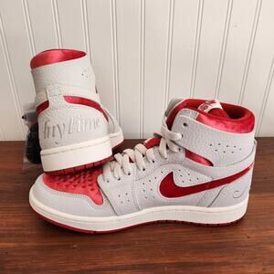 Air Jordan 1 Size 8 Zoom Comfort 2 High Valentine's Day‎ New